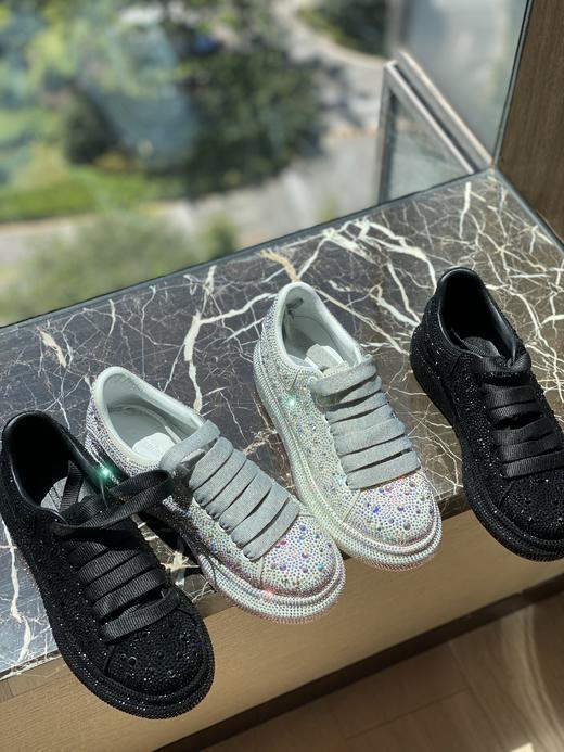 ［预售］Westory限量预售新款优雅休闲镶钻闪闪发光炸街款运动平底鞋W20CM70701 商品图2