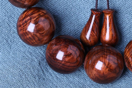 海黄1.8X13颗水波纹山峰纹手串 h42 商品图2