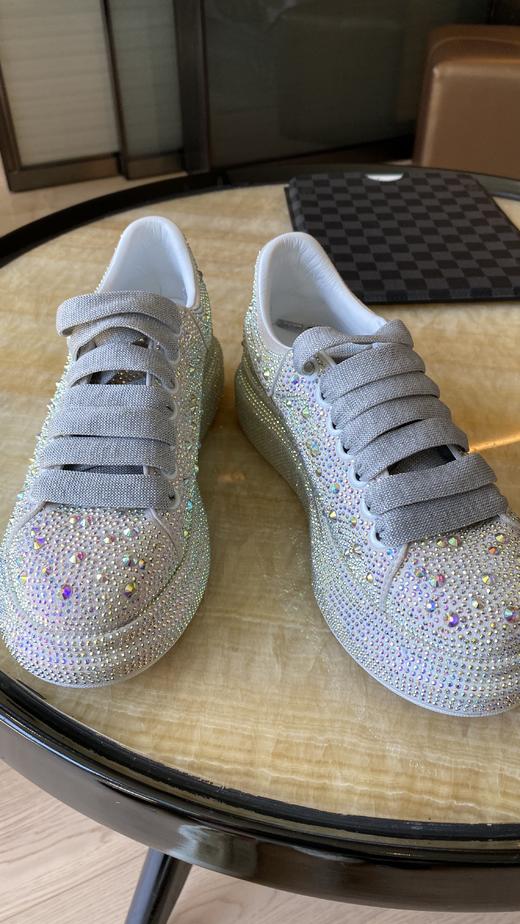 ［预售］Westory限量预售新款优雅休闲镶钻闪闪发光炸街款运动平底鞋W20CM70701 商品图1