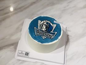 独行侠NBA手绘生日奶油蛋糕