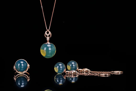 贵妃笑·墨西哥蓝珀18K玫瑰金镶钻耳饰 商品图6