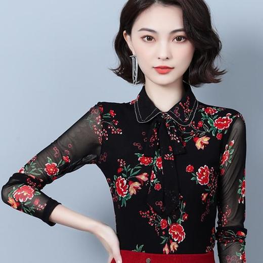 MZ-MZ6200秋季新款时尚翻领弹力网纱印花小衫 商品图1