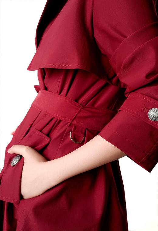 后背工字折收腰风衣（附腰带） 商品图3