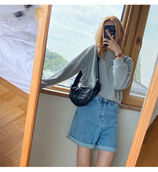 老米优品 / A妹穿的！棉花糖触感的卫衣~~短款奶油色系卫衣~超显腿长哟！7个色哦！T200822A 商品图0