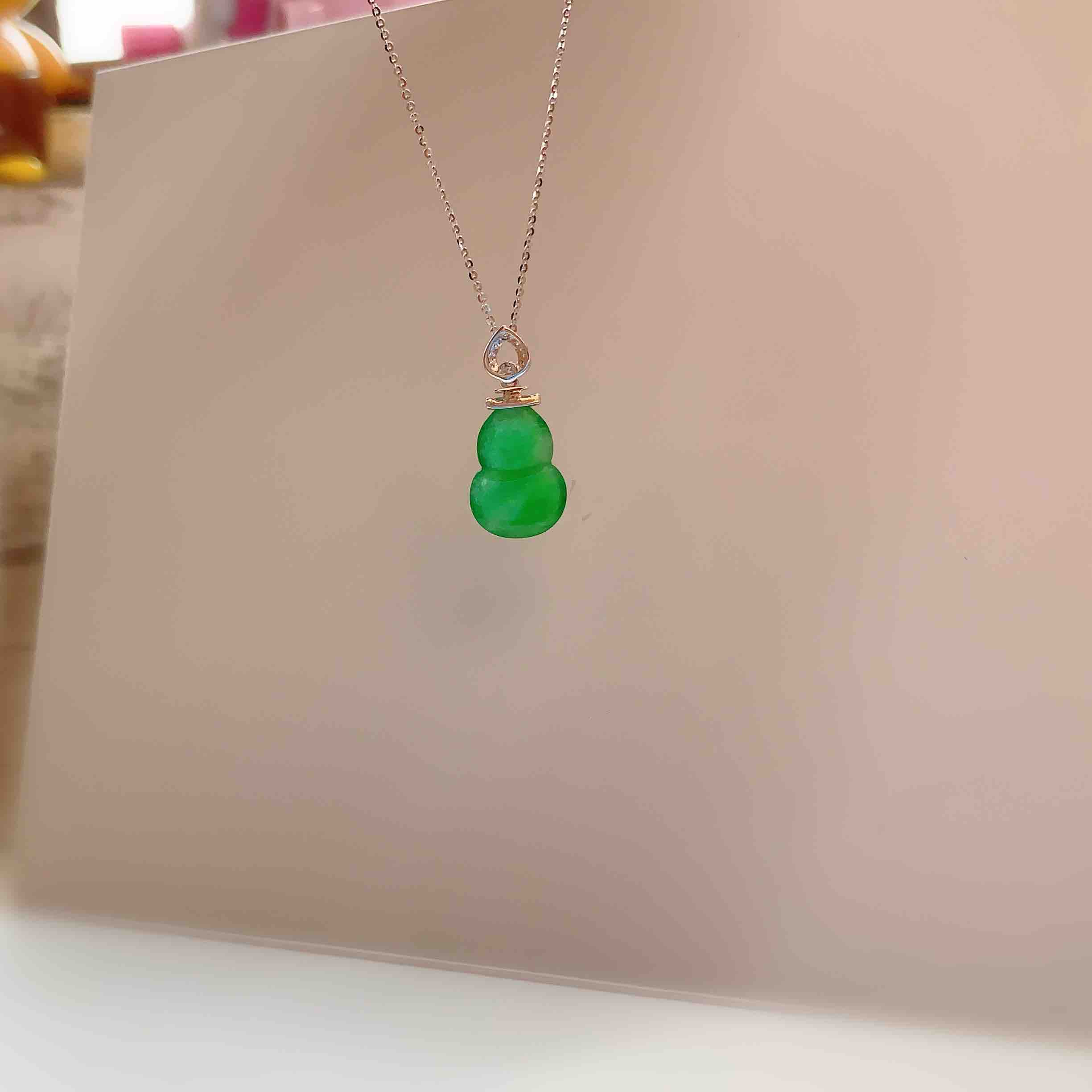 平安葫芦轻奢周末风翡翠吊坠