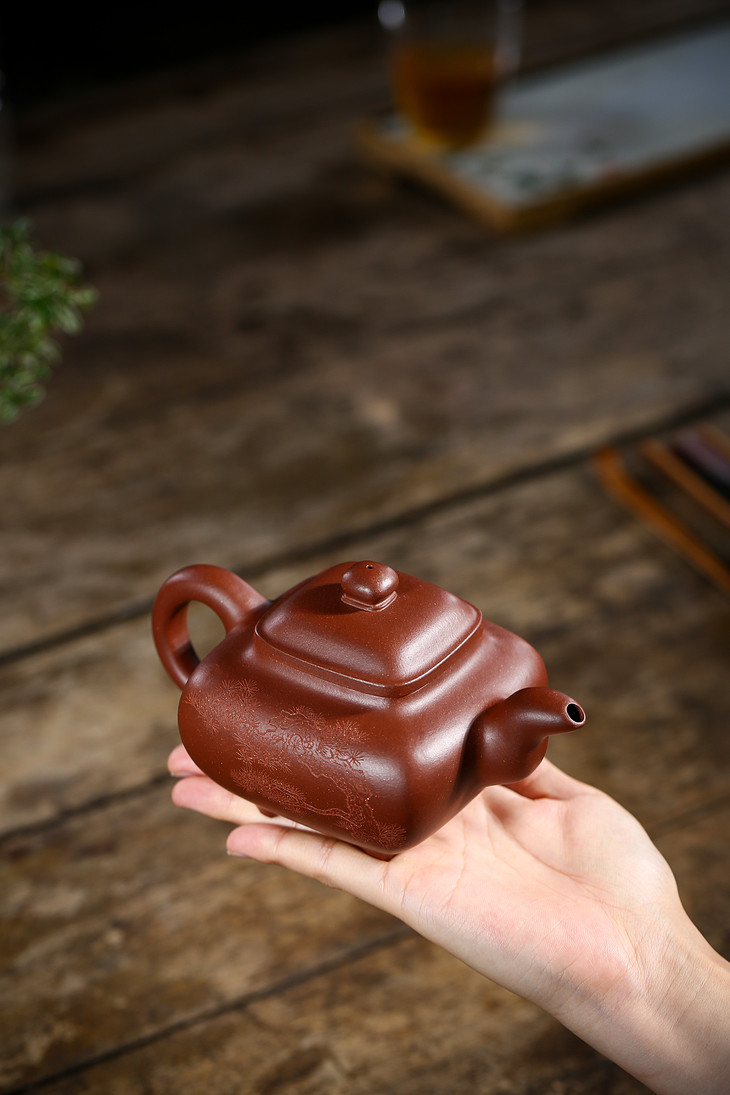 【传炉】泥料:底槽清 容量:300cc 作者:王红华(国工)