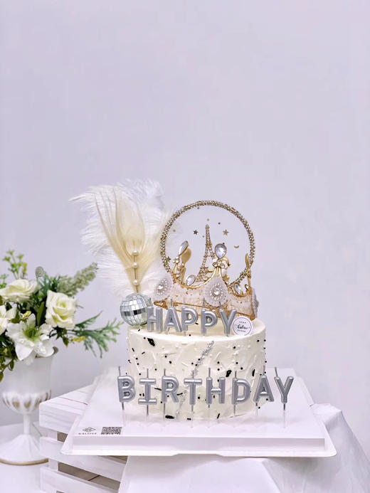 羽毛皇冠高级款 商品图0