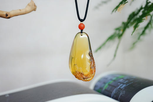 螭龙珀·墨西哥蓝珀雕件随形吊坠  特价 商品图0