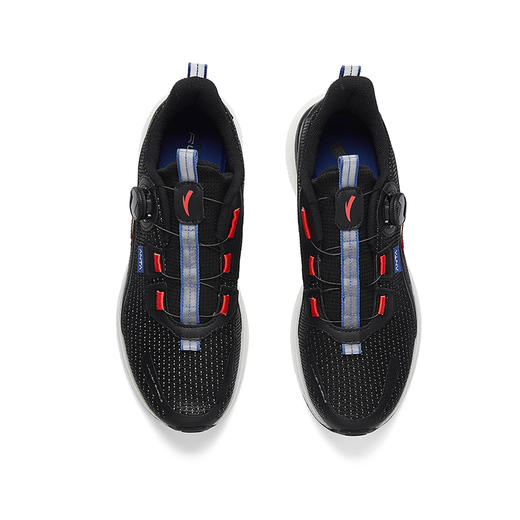 6楼安踏男子a-flashfoam缓震功能新款跑步系列跑鞋112035523