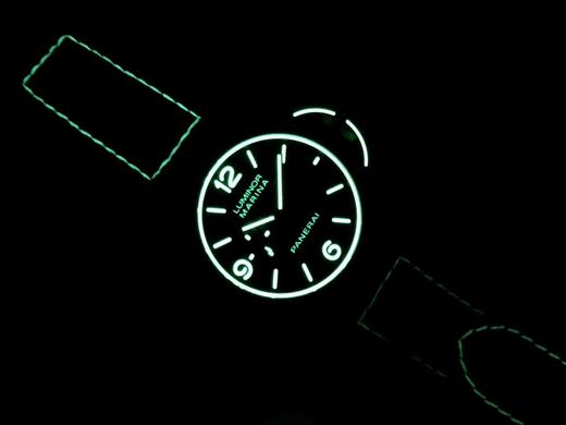 VS2020新品:PAM1118 VS沛 纳海 42MM碳纤维 正在火爆预售中！（预售期间赠送表带一副）致敬经典传奇夜光，全新夜光设计，颠覆传统，传承经典！不拘一格的创新突破，为独具个性的你而来！ 商品图4