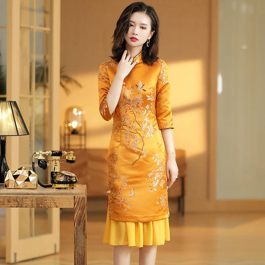 上海旗袍厂AYK-QF-191029秋季精品时尚中袖提花拼接修身旗袍裙女时装改良国风长旗袍 商品图0