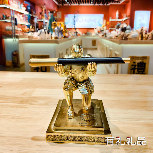 法国雄狮 金骑士笔架 锌铜合金执行官骑士笔座 笔插 创意笔筒笔托笔座桌面盔甲英雄笔架 商品图1