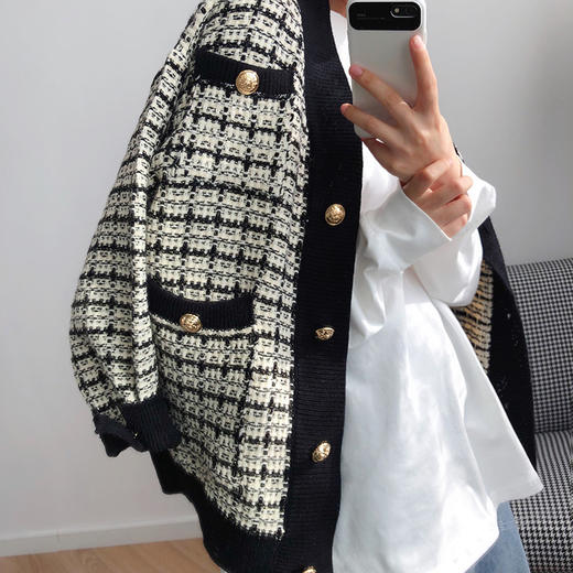 【高级撞色感】小香风外套 软糯感百搭舒适 穿上气场立马提升一个度 商品图3