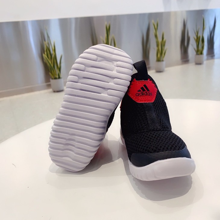 点此购买 阿迪小海马一脚蹬网眼运动鞋 u 156561