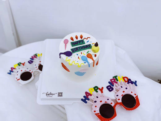 ins手绘缤纷彩虹蛋糕 商品图0