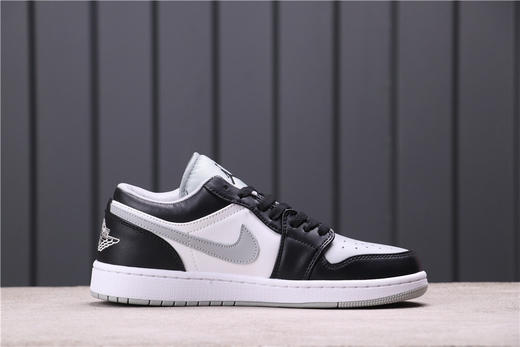 乔丹/Air Jordan aj1 AJ1 乔丹1代 乔1 乔1低帮系列 Air Jordan 1 Low “Light Smoke Grey” 货号：553558-039 乔1低帮灰黑脚趾 商品图3