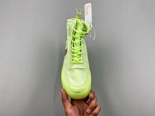 人气网红林露露同款 韩国之旅 时尚穿搭 Nike Air Force 1 Shell WMNS 荧光绿是专为女生打造的帅气空军机能新品鞋身采用保暖 商品图5