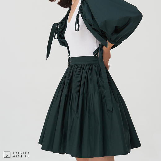 【鬼马女孩】深墨绿高腰褶皱嘭嘭嘭A字半裙 商品图0