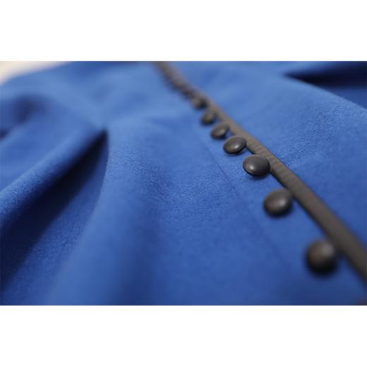 【复古迷情】复古宝蓝羊毛收腰皮边排扣连衣裙 商品图4