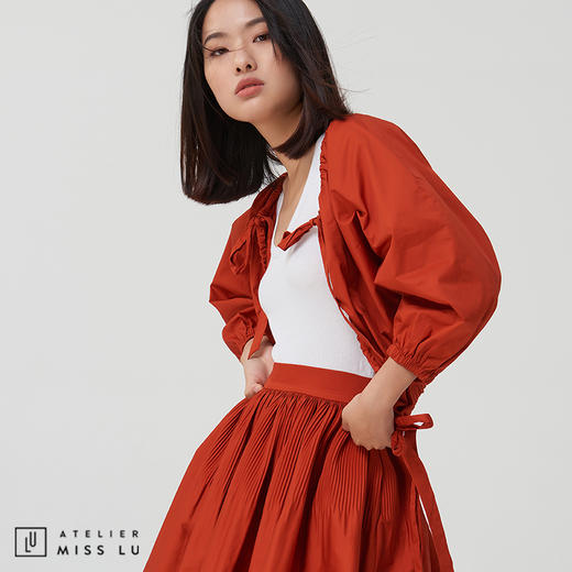 【鬼马女孩】枫叶橘褶皱抽绳短款上衣外套 商品图0