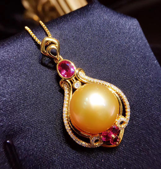 【红宝石金珠吊坠】11-12mm近圆 ,几乎无暇品质强光泽 天然菲律宾金珠