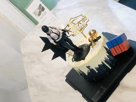 和平精英吃鸡奶油生日蛋糕