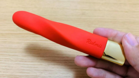 女生下面那张嘴，也需要口红的滋润