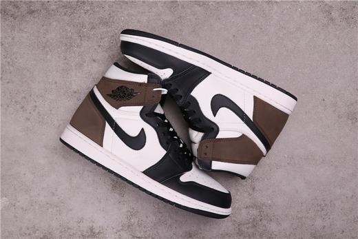 乔丹/Air JordanAJ1 aj1 乔丹1代 乔1 乔丹1代高帮系列 Air Jordan 1 High OG “Dark Mocha” 货号：555088-105 乔1高帮小倒勾 商品图1