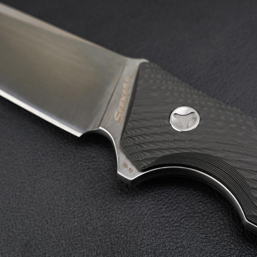 蟒蛇户外战术直刀野外求生军刀生存刀（碳纤手柄）限量版 商品图3