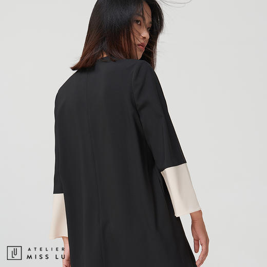 AtelierMissLu-【优雅之上】 黑白拼色简洁款连身裙 商品图2