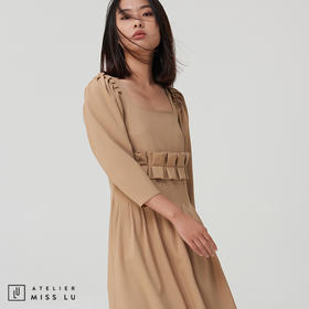 【宝藏ONE PIECE】浅驼压褶方领设计感连衣裙