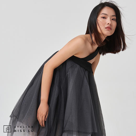 【酷仙女】西装领口斜肩带多层渐变黑纱礼裙 商品图3