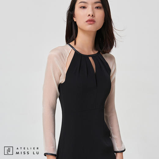 【有点皮气】黑白拼色镂空拼皮修身连衣裙 商品图0