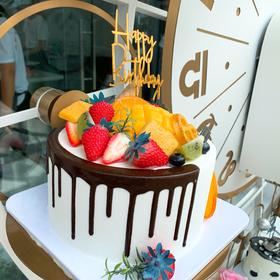 水果厅台（进口淡奶油＋新鲜水果）（提前3小时预订）