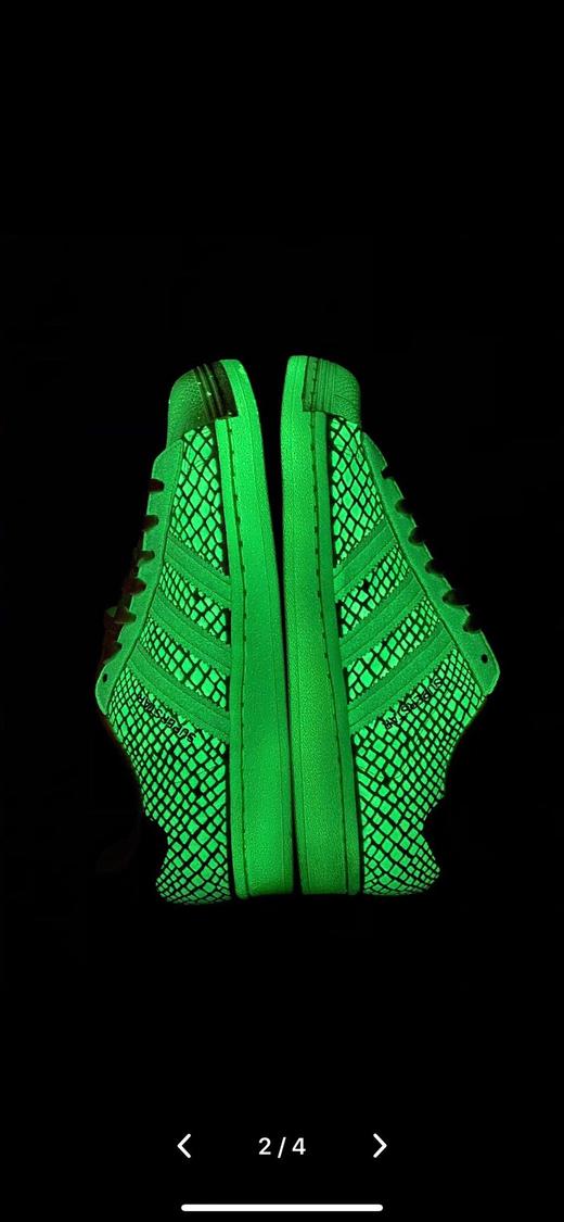 白蛇 这个配色是变色龙 可以吸热变色（在灯光下就可以） adidas Superstar 贝壳头系列诞生 50 周年 商品图3
