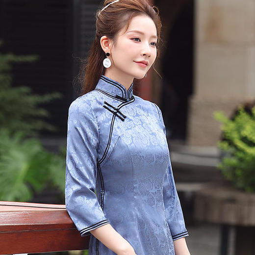 古典优雅，改良缎面提花民族风旗袍XGT-Q2370 商品图2