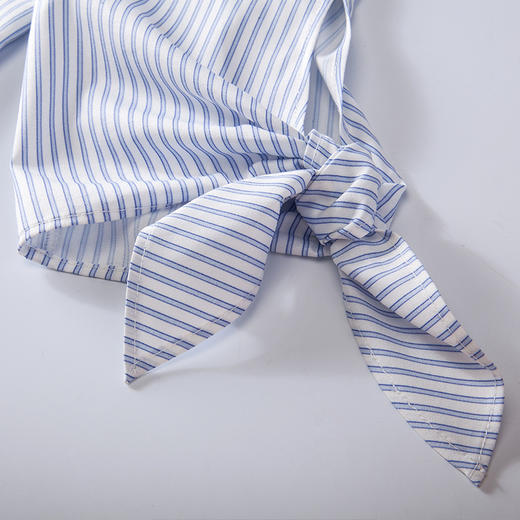 欧芮儿 秋装新款条纹衬衣女中袖字母一字领露肩衬衫女上衣 商品图3