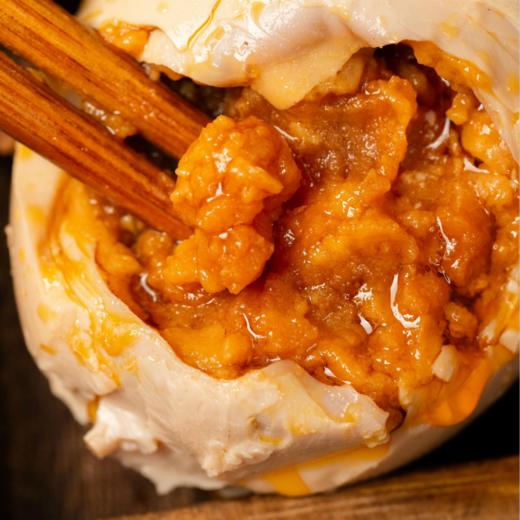 一张守护卡送一箱（20枚）八里河咸鸭蛋。 商品图3