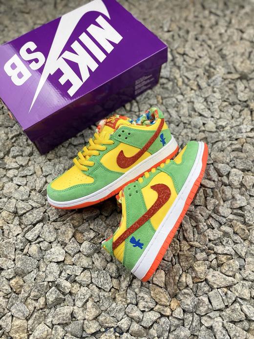 传统塔防游戏联名《Sour Patch Kids:糖果防御》 x Nike SB Dunk Low扣篮系列低帮休闲运动滑板板鞋“糖果防御” 商品图0