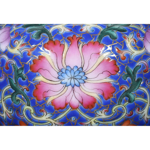 珐琅彩锦绣丹花壶 商品图4