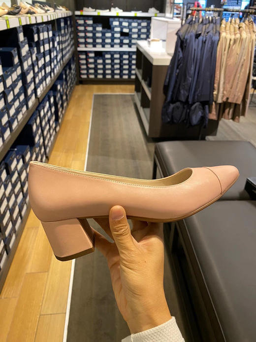 Cole Hann 女士一脚蹬方跟皮鞋 商品图0