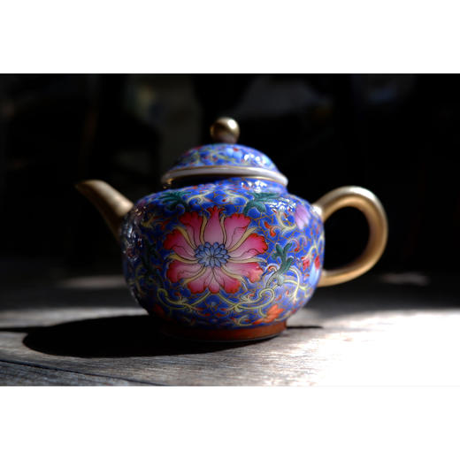 珐琅彩锦绣丹花壶 商品图7