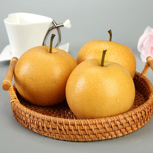 【快递停发，2月26日陆续发货】山东冰糖秋月梨 新鲜当季水果 蜜甜酥脆大雪梨 新鲜应季 精品大果 商品图4