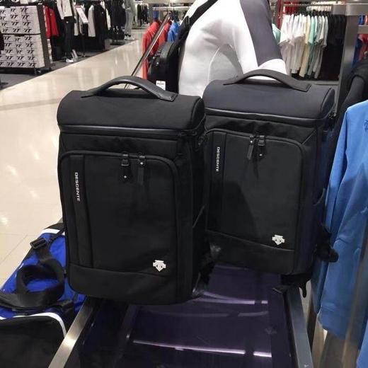 点此购买 迪桑特男女运动双肩包 十一157160 商品图0