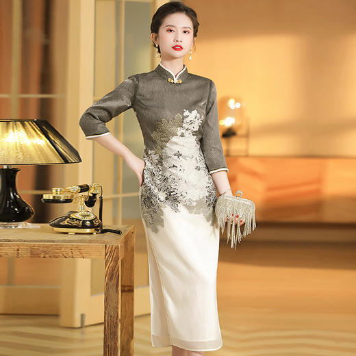 上海旗袍厂AYK-QF-200617提花鸟修身长款旗袍改良国风拼接撞色连衣裙秋季女装 商品图0