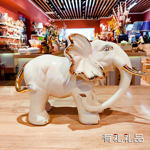 宫廷瓷 中号 大号勾鼻象摆件 宫廷瓷 中号大号仰鼻象摆件 家居客厅电视 柜玄关摆件乔迁礼开业礼 象 摆件 商品图4