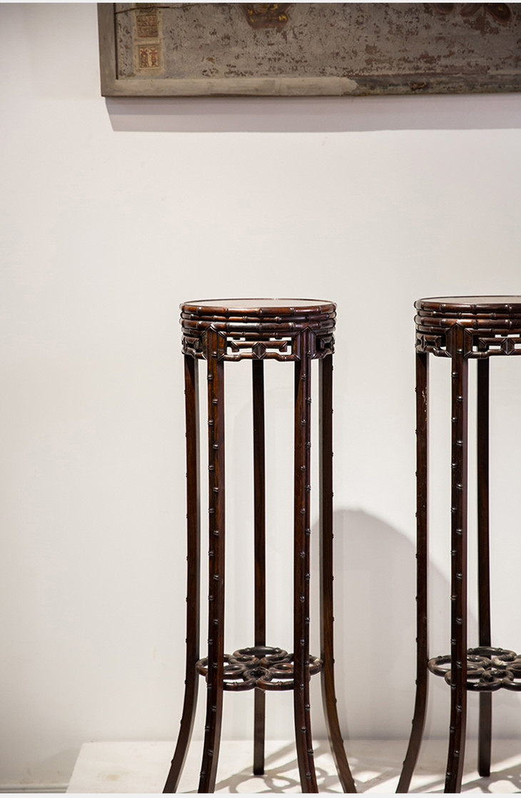 清 红木镶瘿木面竹节工五足圆花几(一对) - 明清家具研习社