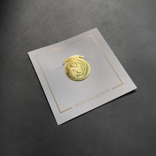 【墨菲】财富鱼 圆形金属书签-金色单只 商品图1