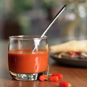 眼睛干涩？肝肾亏虚？枸杞原浆帮你轻松搞定！补养肝血黄金季，效果杠杠滴♥