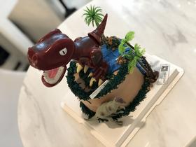 男宝宝恐龙生日奶油蛋糕